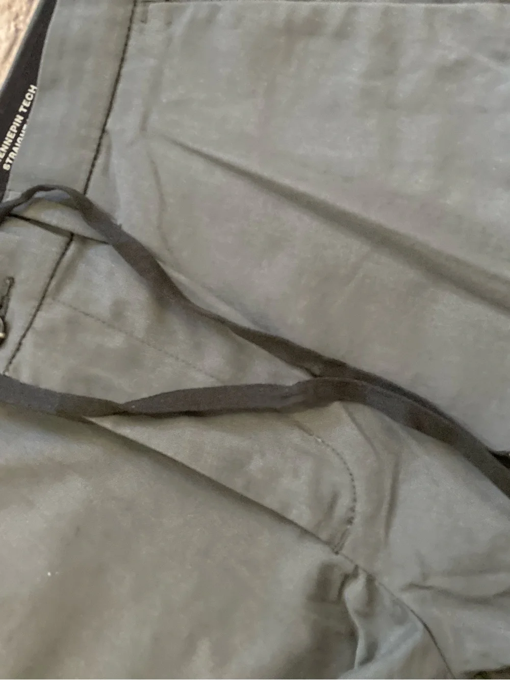NWOT Goodfellow men’s grey Hennepin straight leg pants size 32 x 32